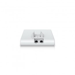 Беспроводная точка доступа Ubiquiti U6-Mesh-Pro